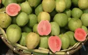 Đại kỵ khi ăn ổi: tránh xa những thực phẩm này nếu không muốn hại dạ dày