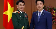 Đại tướng Phan Văn Giang hội đàm với Bộ trưởng Quốc phòng Nhật Bản Koizumi Shinjiro