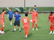 Đội tuyển Việt Nam mở cửa tập luyện, Văn Lâm trở lại trước trận gặp Singapore