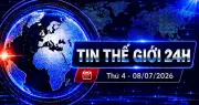 Iran bị tố bắn tên lửa vào tàu thương mại ở eo biển Hormuz