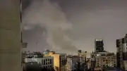 Iran tấn công tên lửa vào căn cứ Mỹ, giá dầu tăng vọt