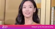 Jun Ji Hyun gây sốc với làn da rám nắng khác lạ tại Hong Kong