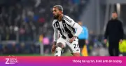Juventus đề xuất đổi Douglas Luiz lấy Joshua Zirkzee từ MU