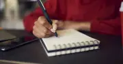 Kỹ sư kết nối Whoop với AI để lập bảng xếp hạng đồng nghiệp gây stress