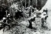 Kỳ tích Ban Xây dựng 67: 'Đội bom' mở đường Trường Sơn huyền thoại