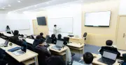Khi chiếc áo doanh nghiệp quá rộng: Cú sốc từ vòng phỏng vấn IT