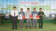 Khánh thành trường học và thắp sáng vùng biên tại xã Yên Sơn