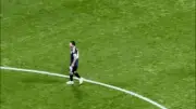 Khoảnh khắc Messi khuỵu gối ăn mừng gây bão mạng sau trận thắng Anh