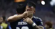 Lautaro Martinez bật khóc sau bàn thắng vào lưới Anh