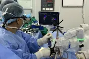 Lệch vai, nghiêng người: Sát thủ thầm lặng của cột sống tuổi dậy thì