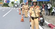 Lùi xe thiếu quan sát bị phạt tới 22 triệu đồng, trừ 10 điểm GPLX