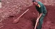 Lão nông 13 năm tìm hài cốt liệt sĩ: Hành trình tri ân thầm lặng