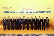 LPBank và Vietnam Post kỷ niệm 15 năm hợp tác, hướng tới mô hình ngân hàng - bưu điện tiêu biểu