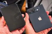 Mô hình mới hé lộ thiết kế hoàn chỉnh của iPhone màn hình gập