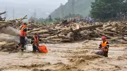 Mưa lũ Lai Châu, Sơn La: 1 người chết, nhiều nhà sập, giao thông tê liệt