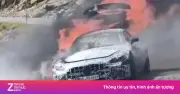 Mercedes-AMG GT hybrid bốc cháy khi thử nghiệm tại Tây Ban Nha