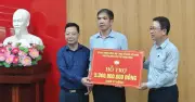 Mặt trận Tổ quốc Việt Nam trao 5 tỉ đồng hỗ trợ tỉnh Lai Châu khắc phục mưa lũ