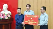 Mặt trận Tổ quốc Việt Nam trao hơn 20 tỉ đồng hỗ trợ Lai Châu khắc phục thiên tai