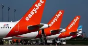 Máy bay easyJet phải quay đầu vì ẩu đả trên không