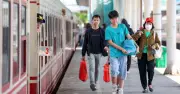 Máy bay, tàu hỏa đồng loạt giảm giá vé từ 1/7