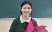 Nữ sinh nghèo thủ khoa khối B00 với ước mơ áo blouse trắng