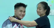 Nam sinh 17 tuổi sống sót sau tai nạn phải cắt bỏ nửa người nhờ câu nói xé lòng