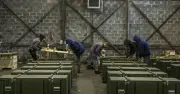 Ông lớn quốc phòng Ukraine cất giấu vũ khí gần khu dân cư