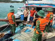 Ứng phó bão số 1: Quảng Ninh tạm ngừng cấp phép tàu thuyền ra khơi