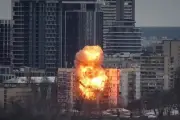 Nga không kích Kiev từ các hướng, Ukraine báo động toàn thành phố