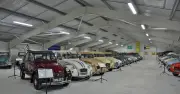 Người đàn ông 40 năm sưu tầm 120 chiếc Citroën, xây bảo tàng xe độc đáo