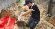 Người đàn ông Quảng Trị dựng nghĩa trang cho hơn 260 ngôi mộ vô danh