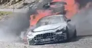 Nguyên mẫu Mercedes-AMG GT bốc cháy khi thử nghiệm tại Tây Ban Nha