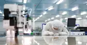 Nhiều nhà khoa học bị phát hiện dùng tiền nghiên cứu mua đồ gia dụng, mỹ phẩm