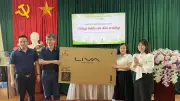 Đoàn thiện nguyện thăm trường mầm non Tân Thái, tặng quà học sinh khó khăn