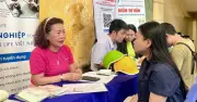 Áp lực việc làm ở TP.HCM: Lao động đại học khó cạnh tranh, doanh nghiệp thiếu kỹ thuật