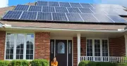 Phí tái chế pin mặt trời cao ngất ngưởng, doanh nghiệp điện tái tạo lao đao