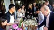 Phở Việt và chè hạt sen tỏa sáng tại sự kiện ASEAN Noodles in the Garden ở Phần Lan