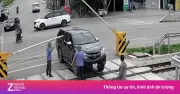 Phạt 19 triệu, tước bằng 2 tháng nữ tài xế vượt rào chắn đường sắt
