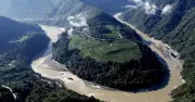 Phát hiện đứt gãy dưới siêu đập lớn nhất thế giới của Trung Quốc, chuyên gia cảnh báo khẩn