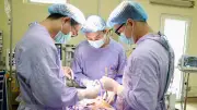Phẫu thuật tạo hình phế quản thành công cho bệnh nhân ung thư phổi 71 tuổi