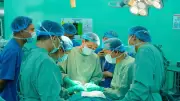 Phẫu thuật tạo hình tai nhỏ bẩm sinh cho bé gái 7 tuổi tại BV Đại học Y dược TP.HCM