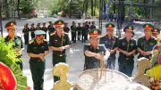 Quân khu 4 tri ân liệt sĩ, đẩy mạnh tìm kiếm hài cốt tại Quảng Trị