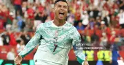 Ronaldo chấm dứt 20 năm chờ đợi, Bồ Đào Nha thắng Croatia 2-1