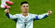 Ronaldo thì thầm 'Bismillah' trước quả phạt đền lịch sử tại World Cup 2026