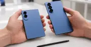 Samsung dùng titan để xử lý nếp gấp trên màn hình Galaxy Z Fold mới