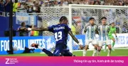 Siêu phẩm của hậu vệ Cape Verde khiến game thủ EA FC 26 bất ngờ