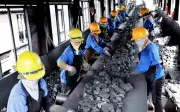 Từ 1/7/2026, nghỉ hưu trước tuổi vẫn hưởng tối đa 75% lương hưu