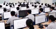 Từ 2027, thi tốt nghiệp THPT trên máy tính tại nơi đủ điều kiện, thí sinh làm bài chung đề trắc nghiệm