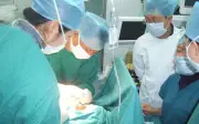 Tự ý bôi thuốc trị mụn nhọt, người phụ nữ suýt chết vì vi khuẩn ăn thịt