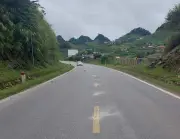 Thí điểm lắp đặt đinh phân quang năng lượng mặt trời trên quốc lộ 6
